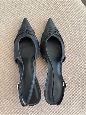 H&M NEW Black Pointed Faux Leather  Slingback Kitten Heel Pumps